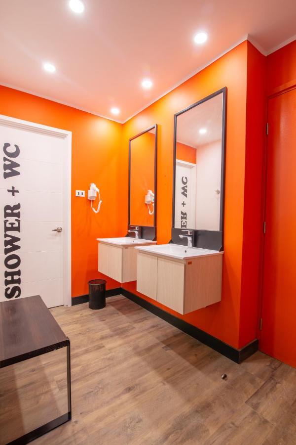 Hostal Boutique Black Cat Santiago del Cile Esterno foto