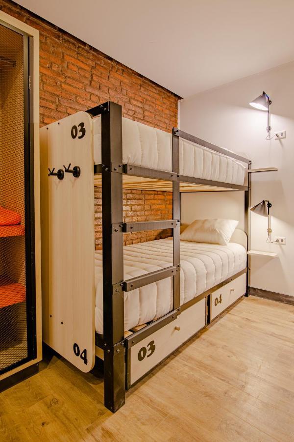 Hostal Boutique Black Cat Santiago del Cile Esterno foto
