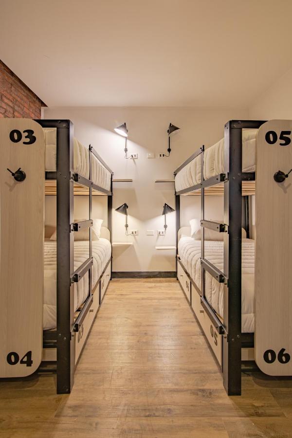 Hostal Boutique Black Cat Santiago del Cile Esterno foto