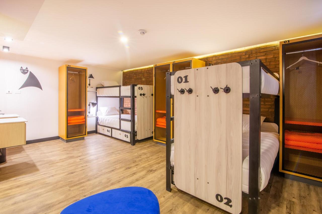 Hostal Boutique Black Cat Santiago del Cile Esterno foto