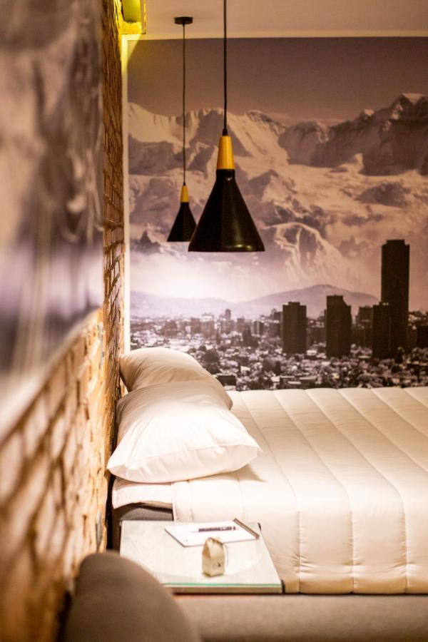 Hostal Boutique Black Cat Santiago del Cile Esterno foto