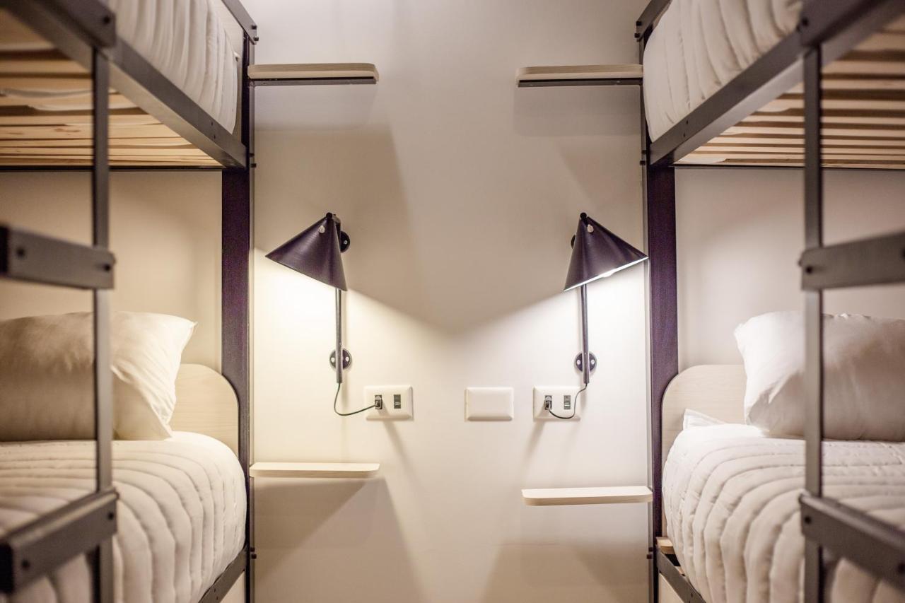Hostal Boutique Black Cat Santiago del Cile Esterno foto